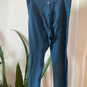 Lululemon Align Leggings 25" with tulip hem